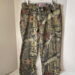 Braided  River Men's  Size 38/32 Multicolor Camo Outdoor Pants Break up Infinity